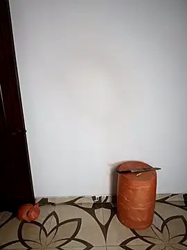 Chat XXX en directo de Simone_Miller