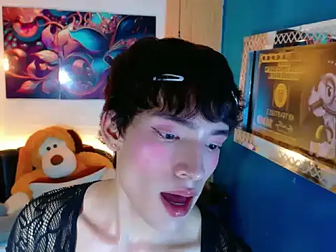 AlecciaNova élő XXX-chatje