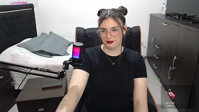 xxbbtaa Show in webcam