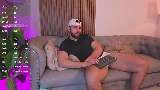 Maximo_Wolff Live XXX Chat