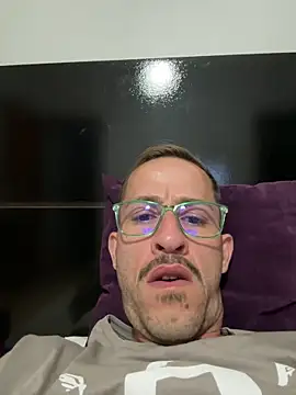 Lucasjandre Chat XXX live