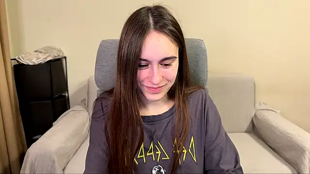 AliceKolltt's Live XXX Chat