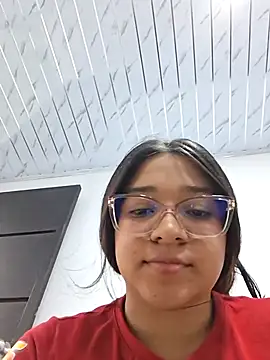 دردشة -VICKKY الجنسية المباشرة