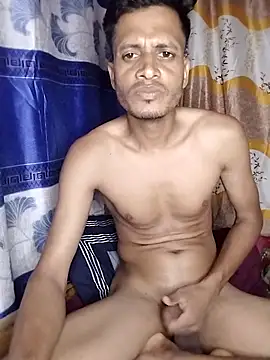 Pertunjukan Kamera Web Priankaboudi