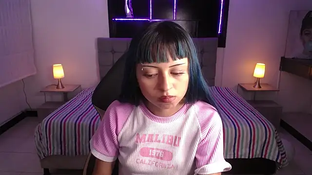 Chat +18 de _ceeleste_cute_ ao vivo