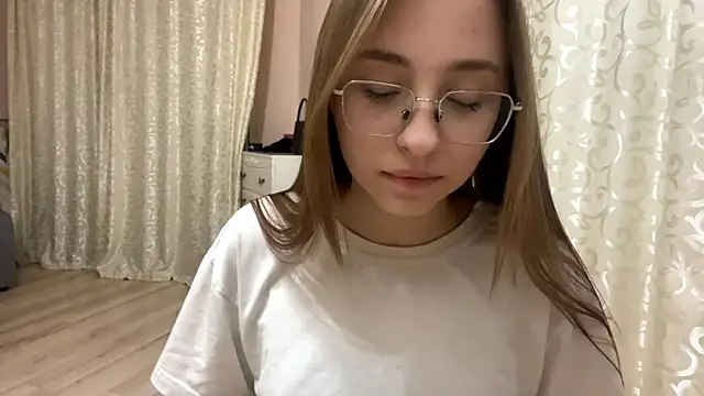 Vickyfaith élő XXX-chatje