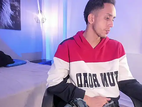 Pertunjukan Kamera Web Zack_isback