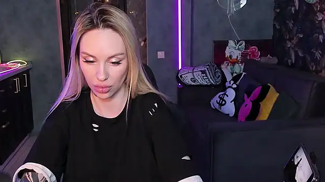 Blckmirrorr – Live XXX-chat