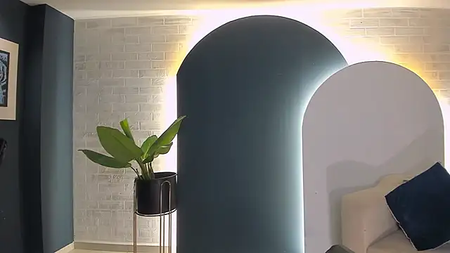 دردشة AmaliaCrus الجنسية المباشرة