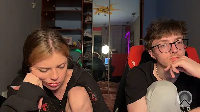 t_files_x Adlı Modelin Canlı XXX Sohbeti