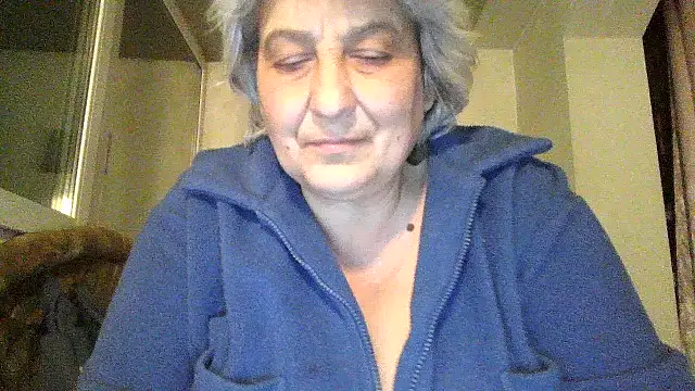 دردشة ExquisiteMature الجنسية المباشرة