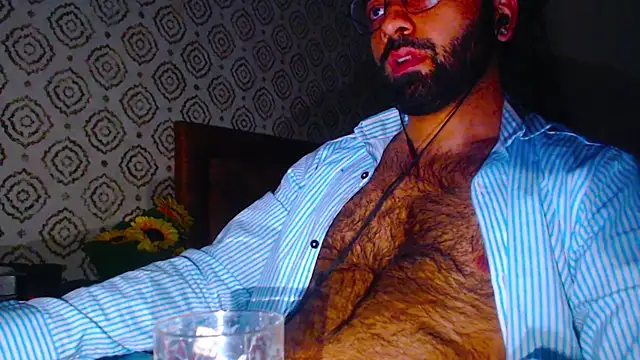 cutebeardi Chat XXX live