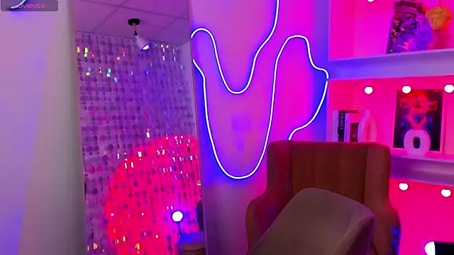 StephanieSweety Chat XXX in diretta