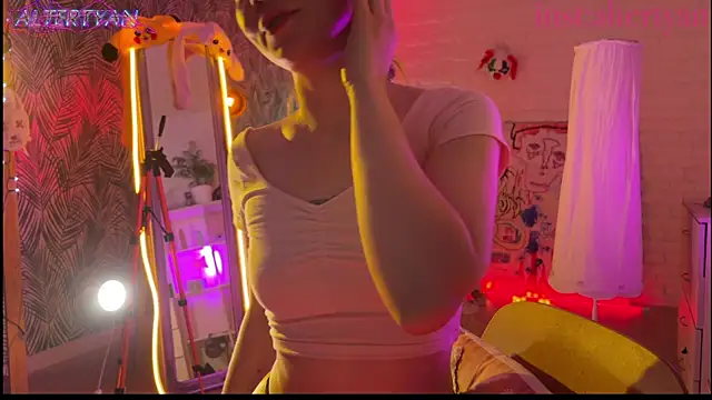 altertyan Chat XXX live