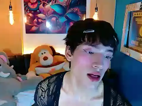 AlecciaNova 即時 XXX 聊天