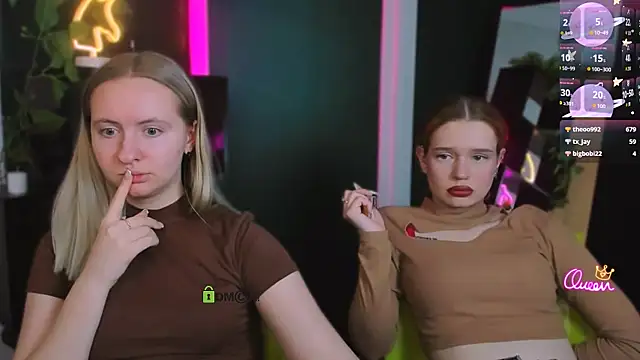 mila_glow1's Live XXX Chat