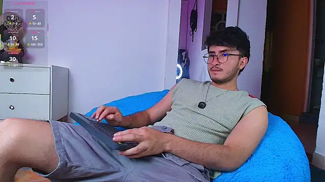 دردشة santyago_taylor الجنسية المباشرة