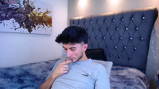 دردشة MrWilliseo الجنسية المباشرة