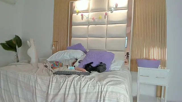 Taylor_Royal_ Chat XXX live