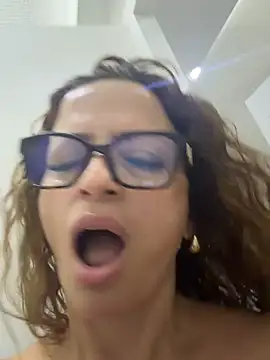 CioniWeiss Chat XXX live