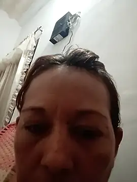 marinita13 Adlı Modelin Canlı XXX Sohbeti