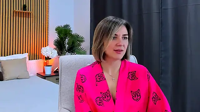 Chat +18 de EmeraldGlow ao vivo