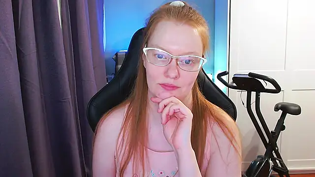 Lady_Inari Adlı Modelin Canlı XXX Sohbeti