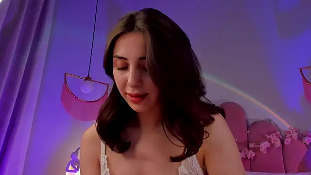 ElsaYoung Adlı Modelin Canlı XXX Sohbeti