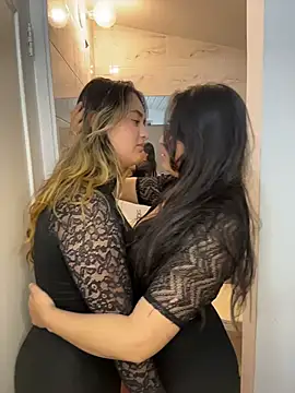 Antonella_Julieta – Live XXX-chat