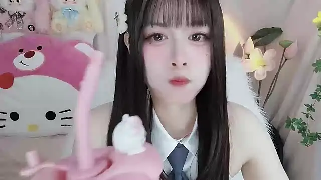 Pokazy przed kamerką – -zhuzhu-999-