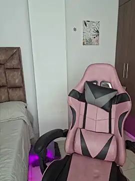 heyshaaのライブXXXチャット