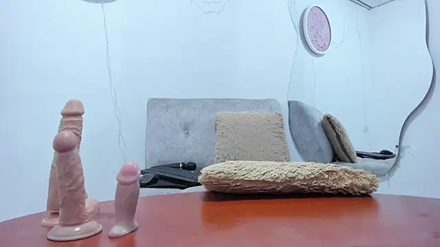 Elaanna_01のライブXXXチャット