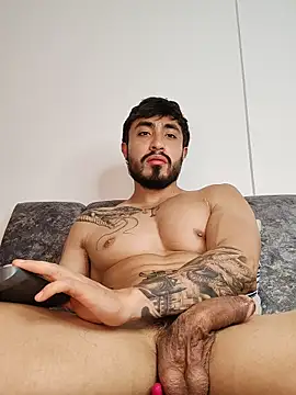 Leoknight Pertunjukan Webcam