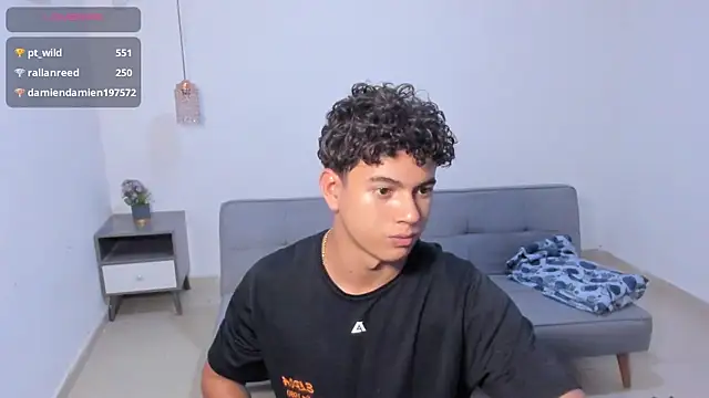 Santy_Stump's Live XXX Chat