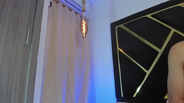 ALEX_SCOT élő XXX-chatje