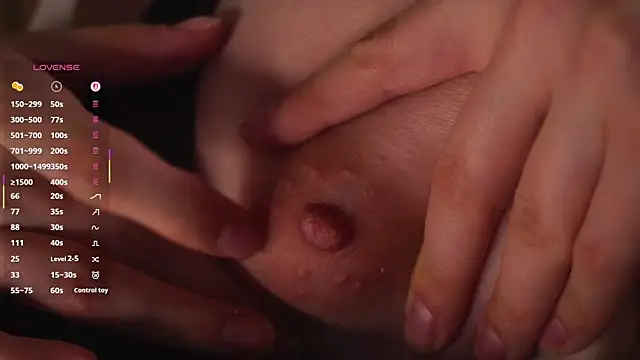 TyeshaMonterのライブXXXチャット