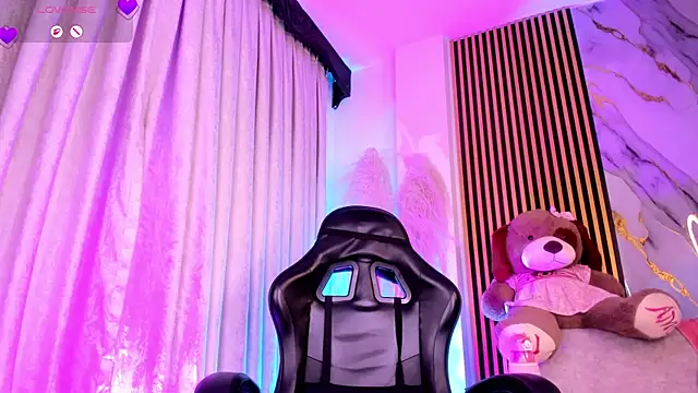 alejagarcia_n Live XXX chat