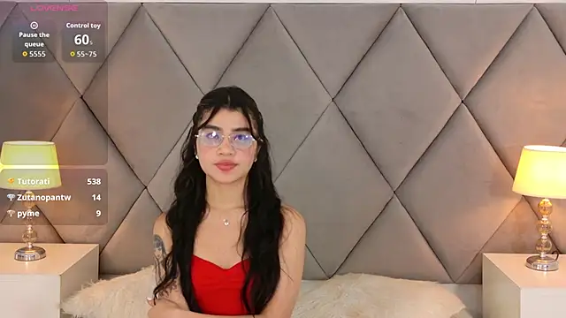 OliviaDiaz's Live XXX Chat