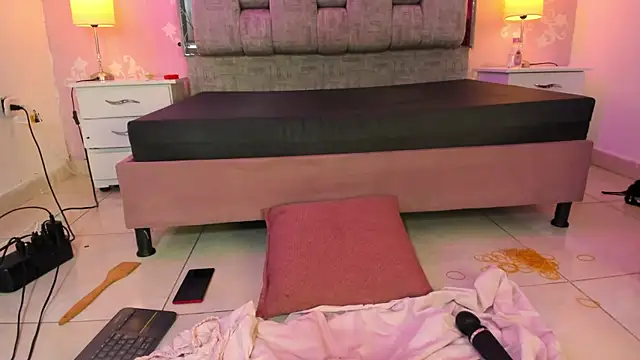 Онлайн чат XXX KatySweetas