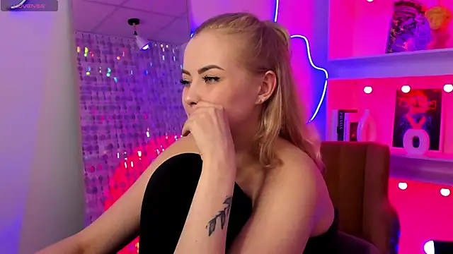 Živý XXX chat StephanieSweety