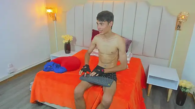 Webkamerová show thomas_dikey