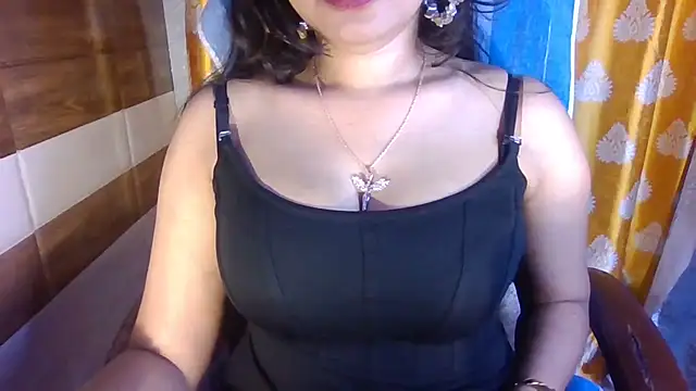 Yashika_Loves Chat XXX live