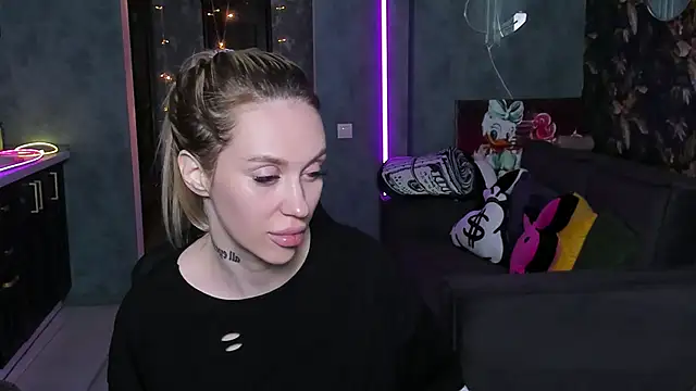 แชท XXX สดของ Blckmirrorr