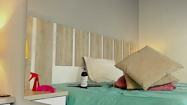 EmilySearss élő XXX-chatje