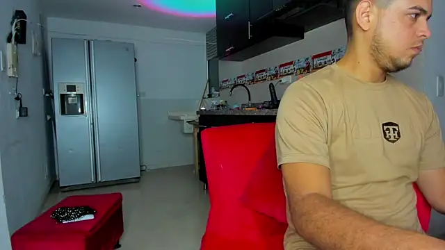 Fox_couplee69's Live XXX Chat