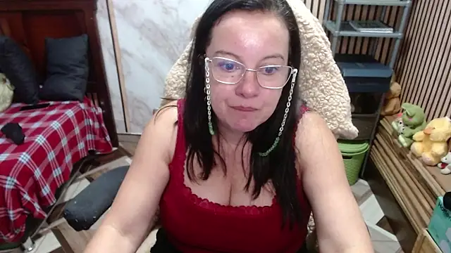 Sonialorens_ Adlı Modelin Canlı XXX Sohbeti