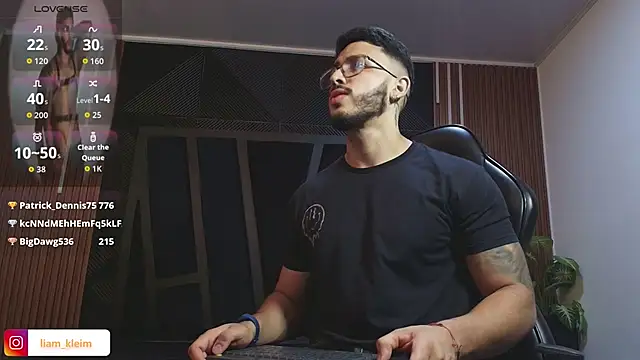 Chatroom XXX en direct de Liam_Kleiin