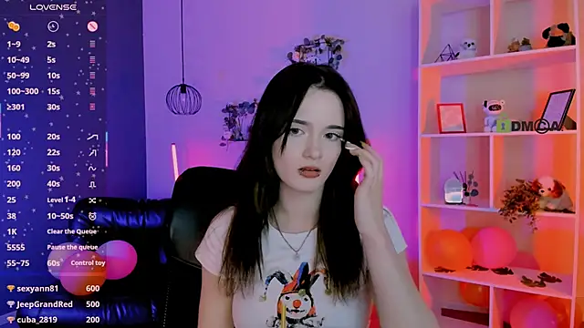 liana_kisses 现场XXX聊天