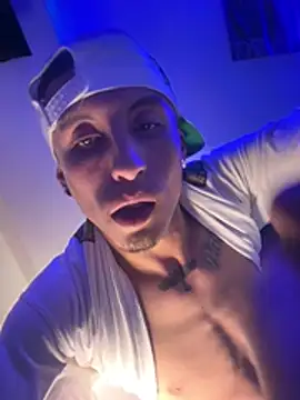 Chat XXX en directo de ManSexyyHot