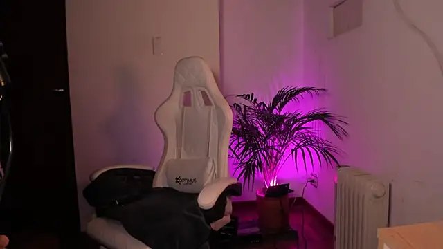 Aly_scarfのライブXXXチャット